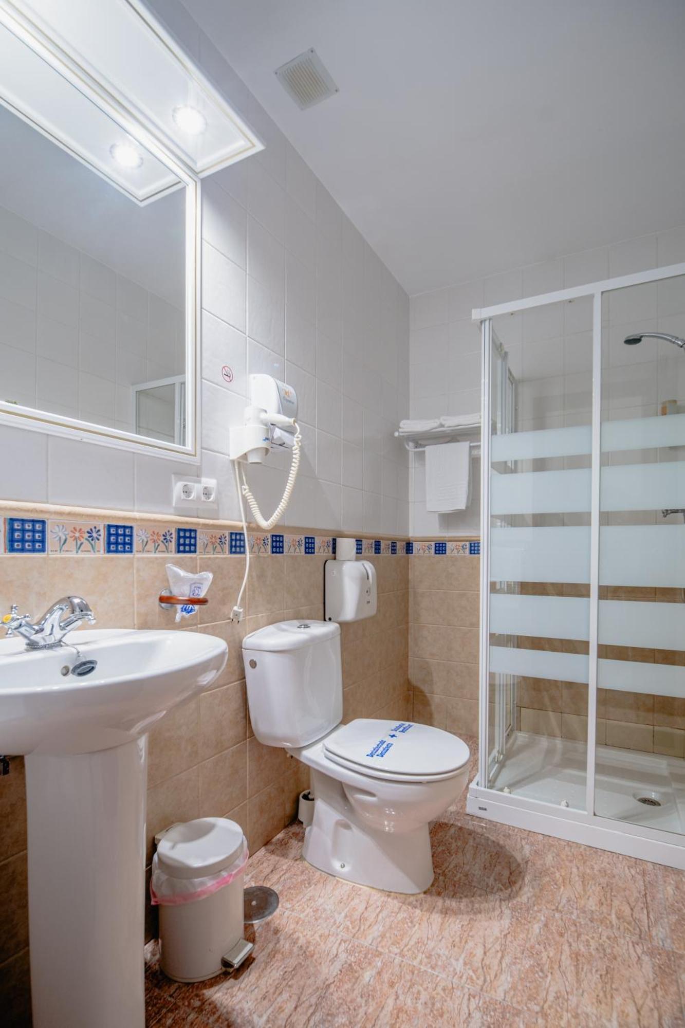 El Arahal Hotel Chamizo מראה חיצוני תמונה