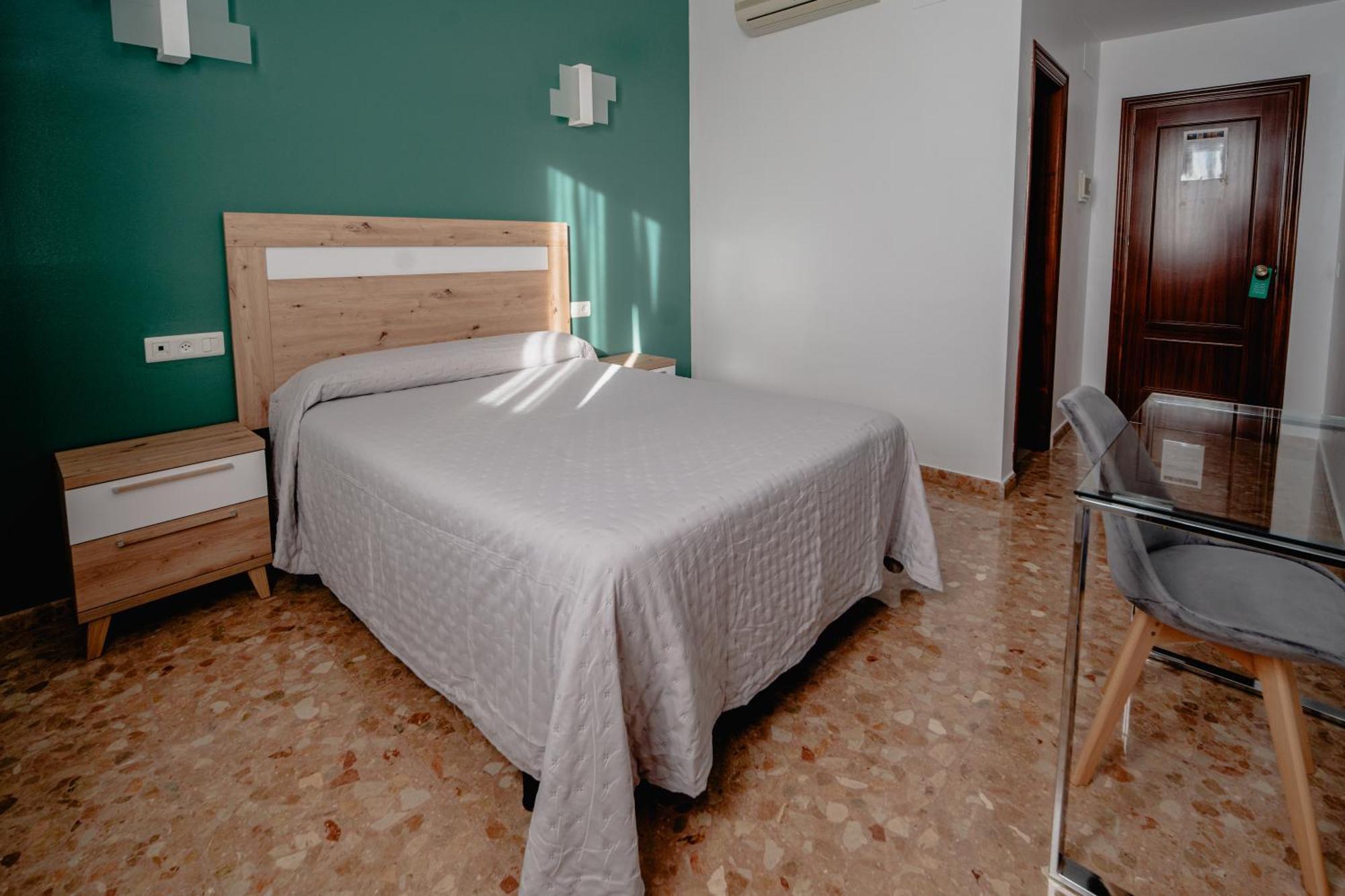 El Arahal Hotel Chamizo מראה חיצוני תמונה